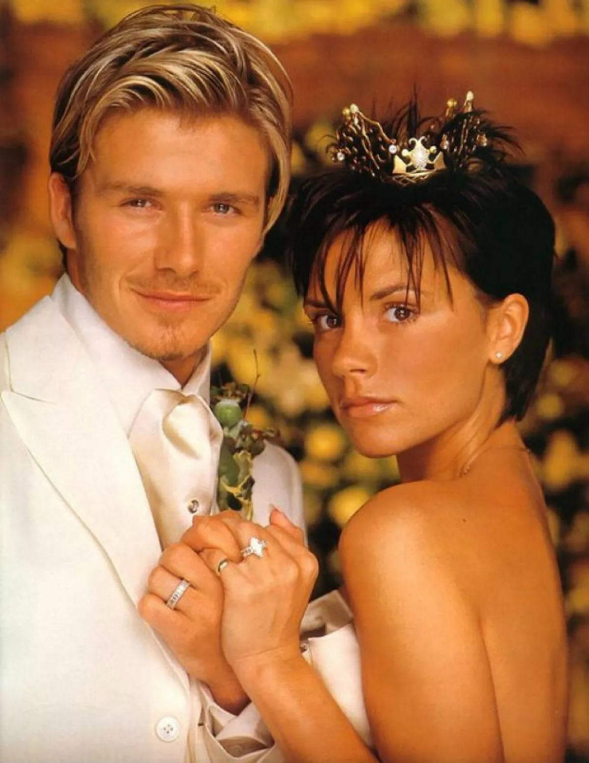Victoria y David el día de su boda. La gran ausente fue la spice girl Geri Halliwell.