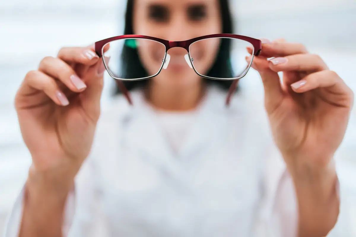 ¿Por qué el mercado de lentes en México está creciendo como nunca?