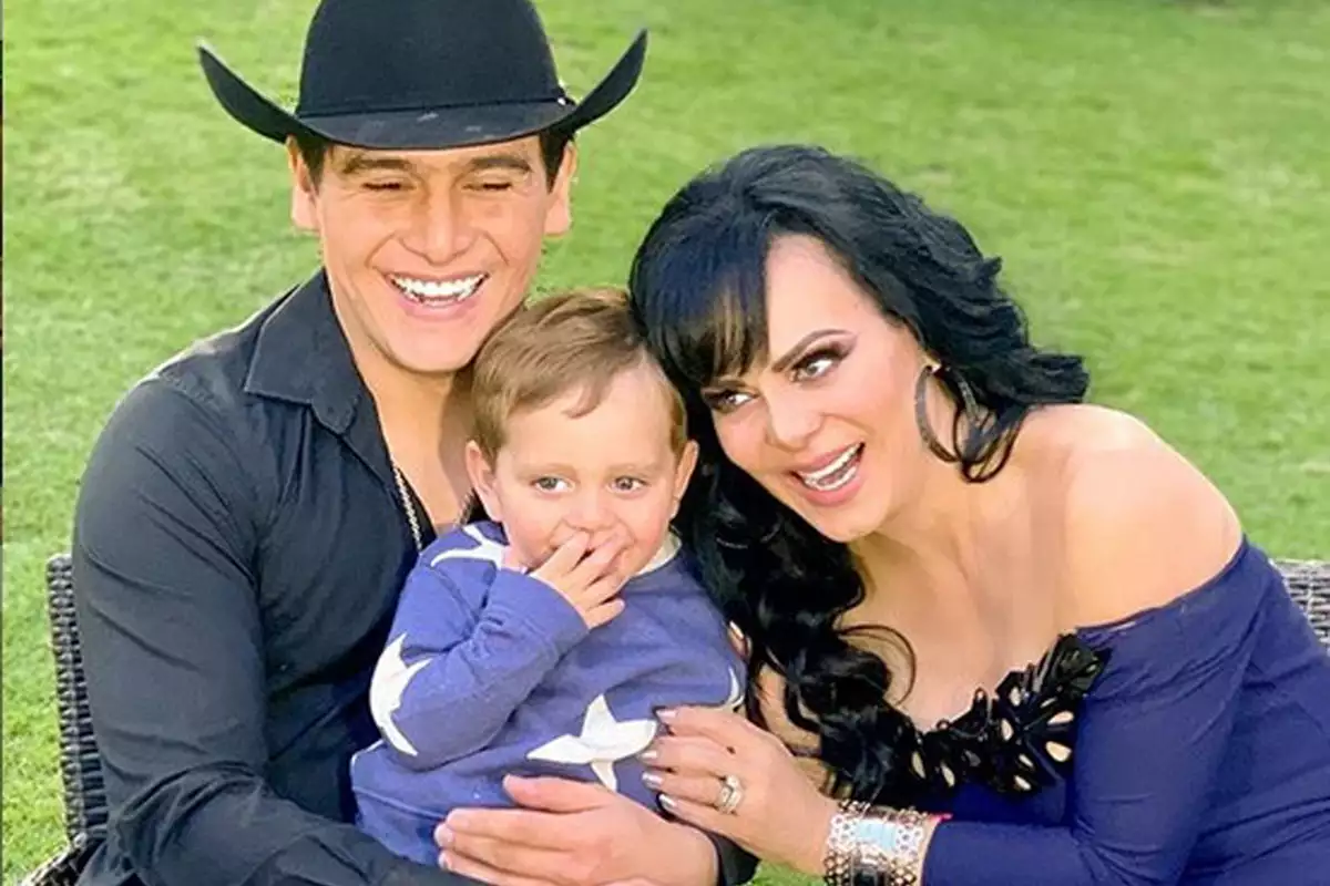 Maribel Guardia y su hijo Julián Figueroa