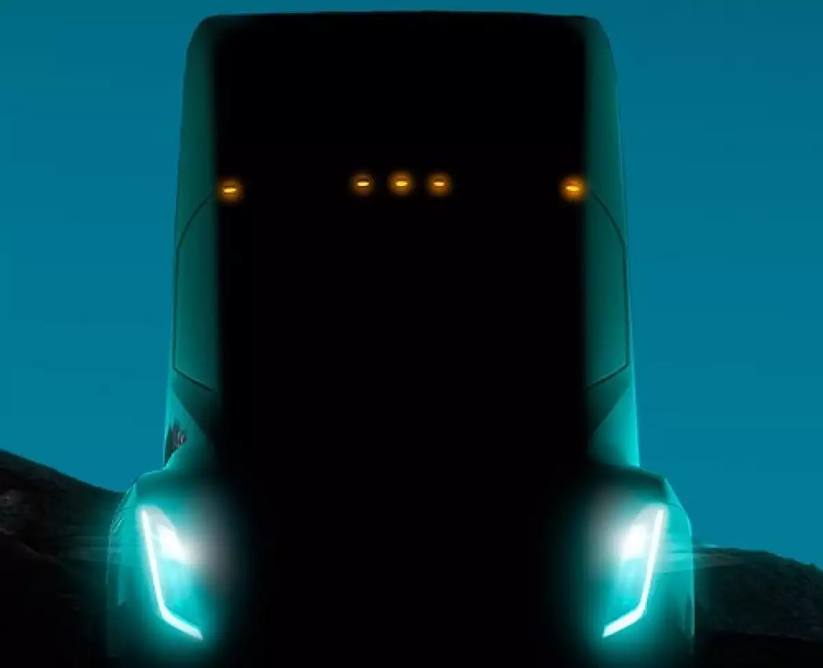 cami�n aut�nomo de Tesla