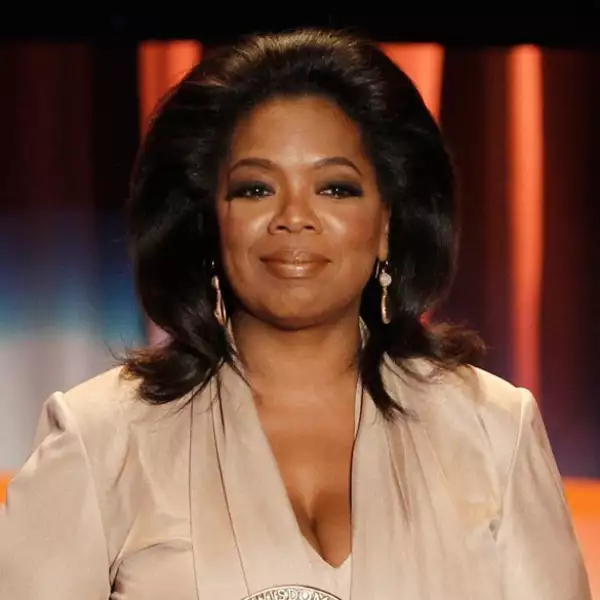 Oprah Winfrey obtuvo entre junio de 2009 y junio de este año 315 millones de dólares, lo que le permitió colocarse en el primer lugar.