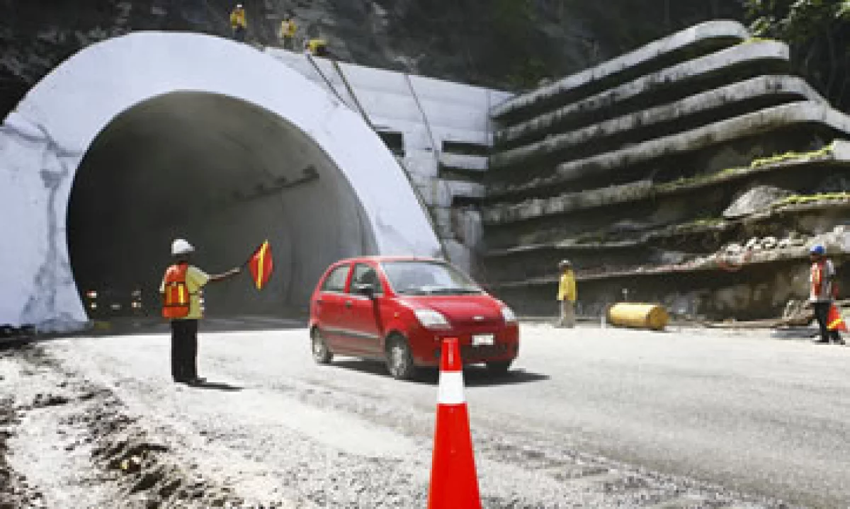 57 carreteras federales quedaron dañadas por los recientes fenómenos meteorológicos. (Foto: Cuartoscuro)