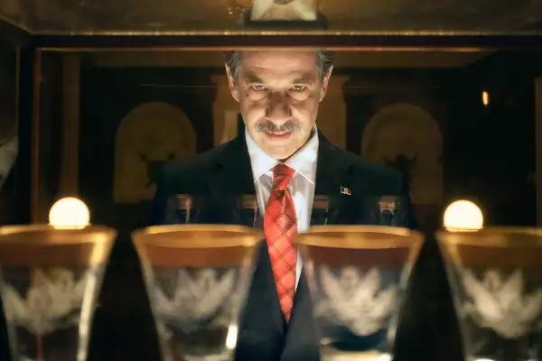 Foto de Miguel Rodarte en una escena de la película Casi el Paraíso