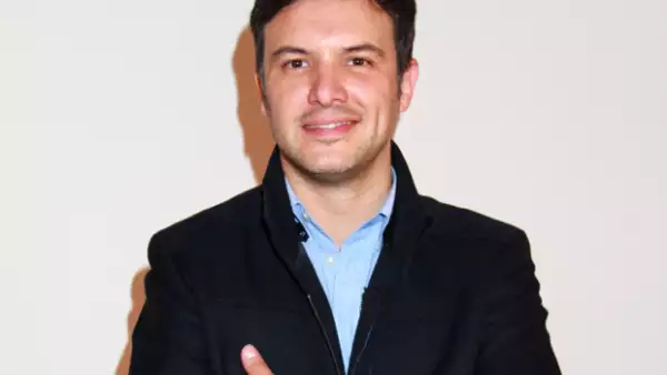 En la época más "espeluznante" del año, Alex de la Madrid, Chantal Torres y más nos comparten aquellos largometrajes que marcaron su infancia, los hicieron saltar de su butaca y que no pueden olvidar.