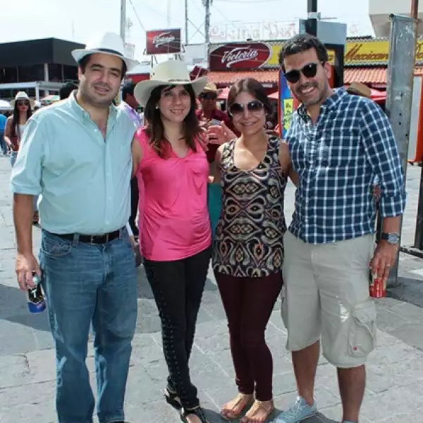 Víctor Torres,Ana Torio,Lupita Macías y Fernando Lascurain