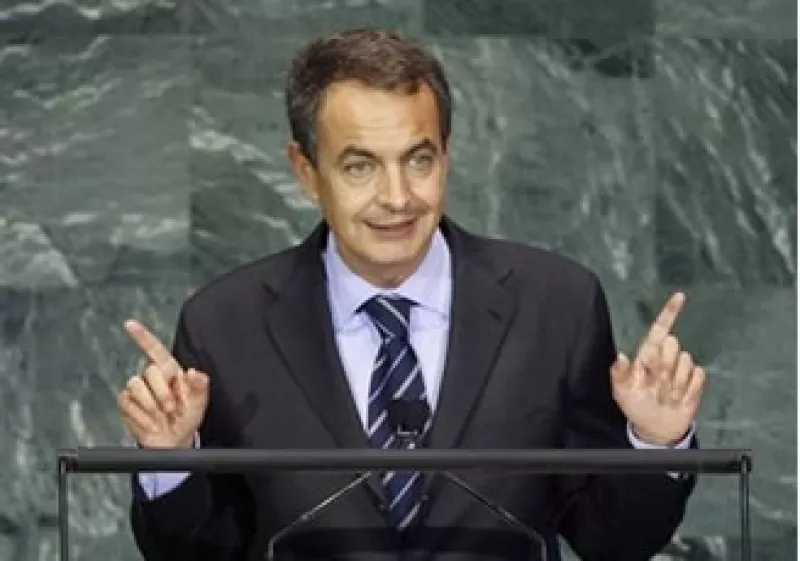 Zapatero aprobó el sábado el borrador de presupuesto que debe ser debatido en el parlamento. (Foto: AP)