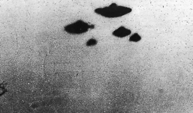 Una imagen de Objetos Voladores no Identificados (OVNIs), en posesión de la Agencia Central de Inteligencia de Estados Unidos. (Foto: CIA/Cortesía )