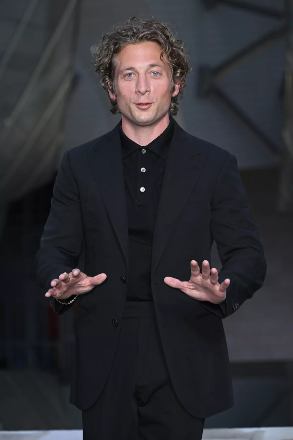 El actor Jeremy Allen White