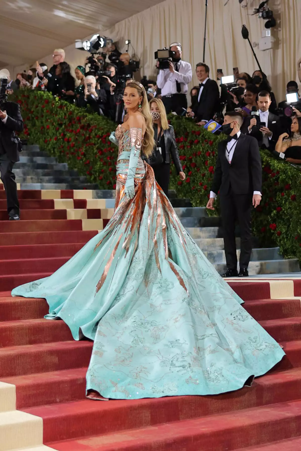 Blake-Lively-met-gala