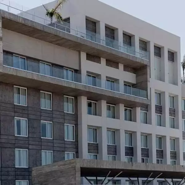 Fiesta Inn - JRA Arquitectos