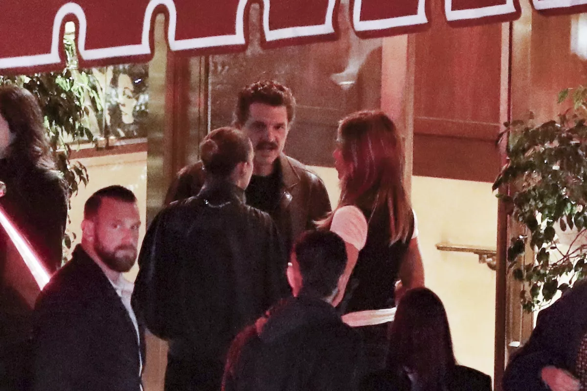 EXC Jennifer Aniston, Pedro Pascal