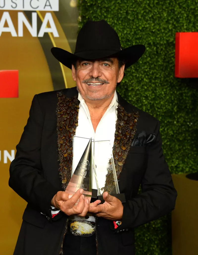 Aunque se dijo que antes de morir había "dejado las cosas en órden", una jueza de Morelos invitó a herederos a reclamar los bienes del cantautor fallecido el 13 de julio pasado.