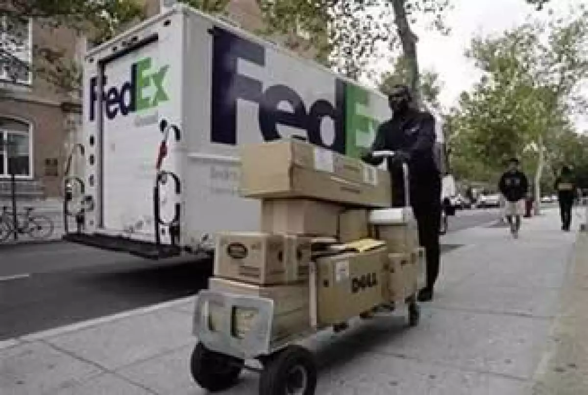 FedEx es considerada un referente de la economía debido al alcance de su negocio de mensajería. (Foto: Reuters)