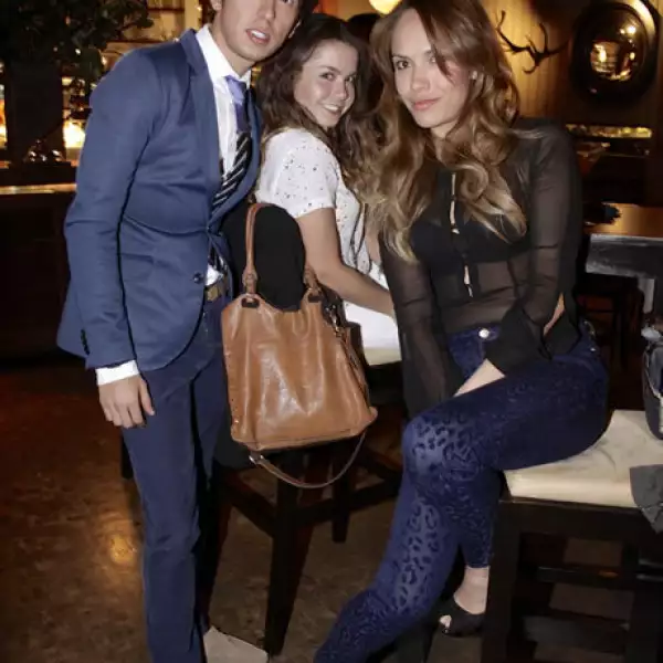 Rafa León,Tania Rivero,Mónica Ramírez