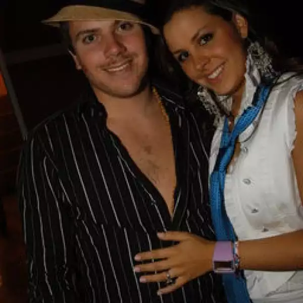 Isidro Ovejas, Daniela Saenz