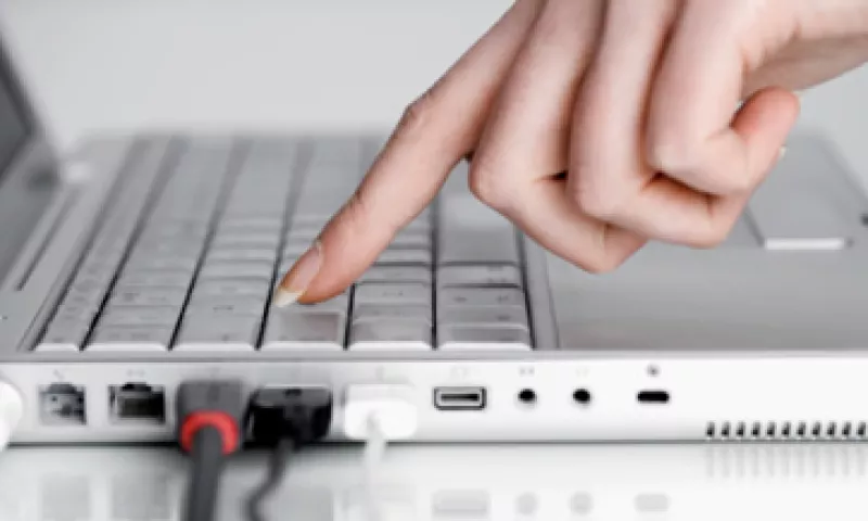 Se prevé que el comercio a través de redes sociales aumente 56% entre 2012 y 2015. (Foto: Archivo)