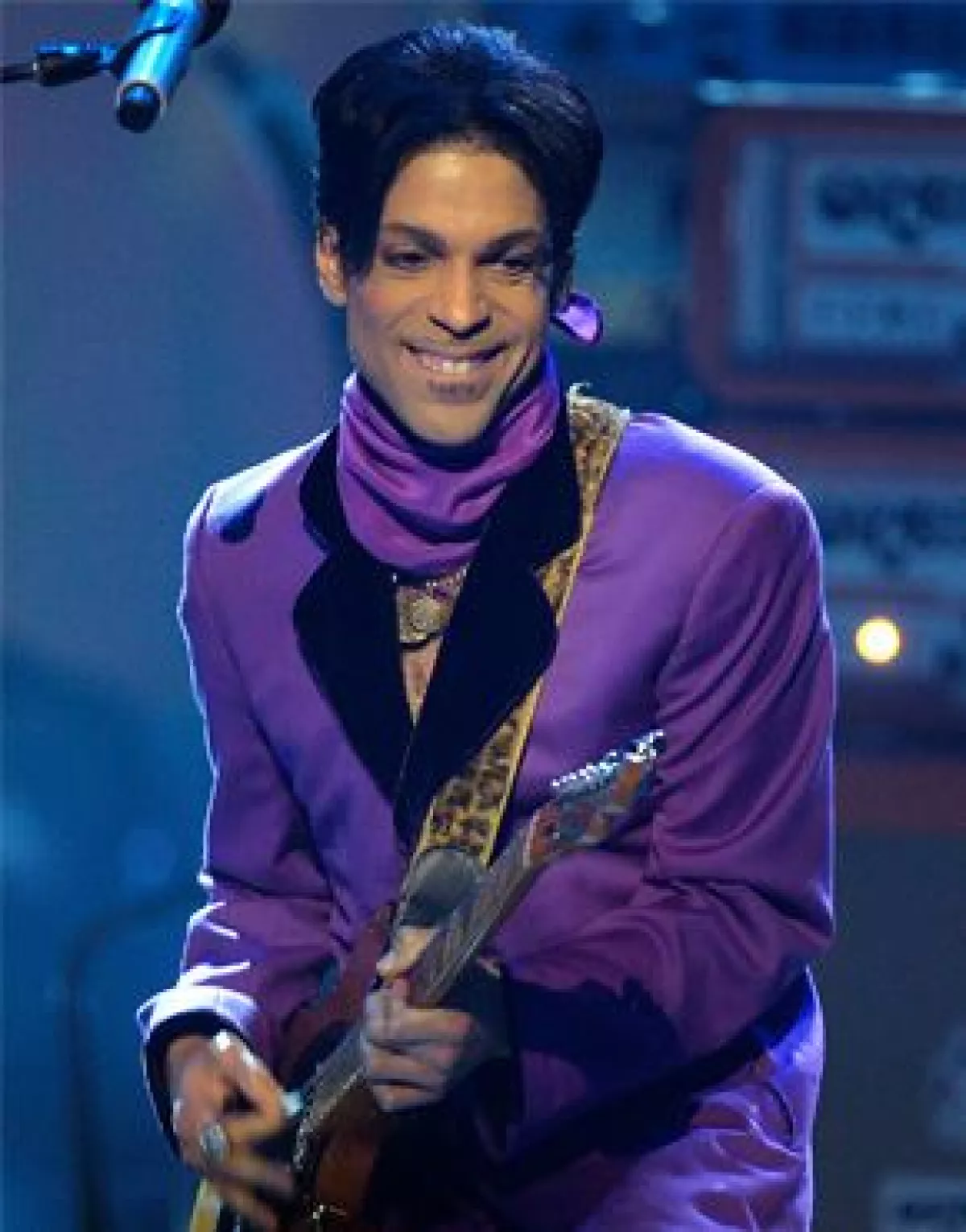 Por un desacuerdo económico, el cantante rechazó la propuesta de que su nombre y música sean utilizados.