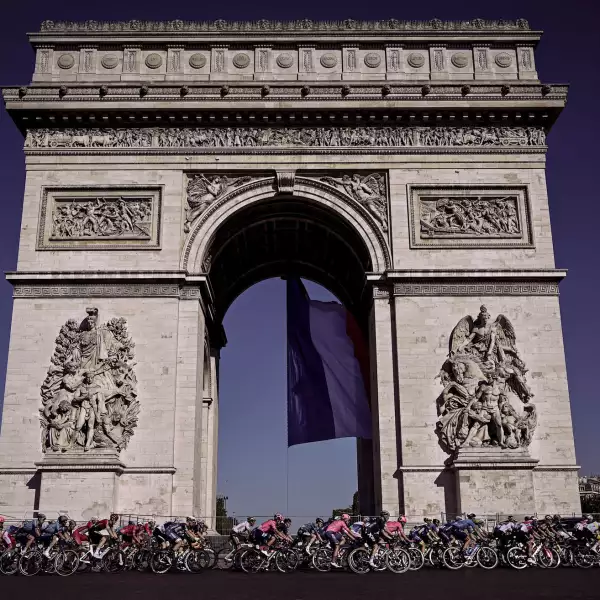 CYCLING-FRA-TDF2021-STAGE21