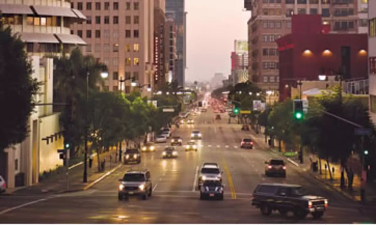 Los residentes de Santa Mónica y Malibú en Los Ángeles tienen la tasa de graduación de preparatoria más alta. (Foto: Cortesía CNNMoney)