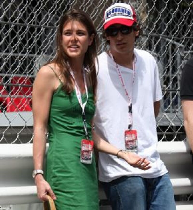 La hija de la princesa Carolina acudió al Gran Premio de Mónaco celebrado este fin de semana junto con su novio, Alex Dellal, en donde fue la encargada de entregar algunos reconocimientos.