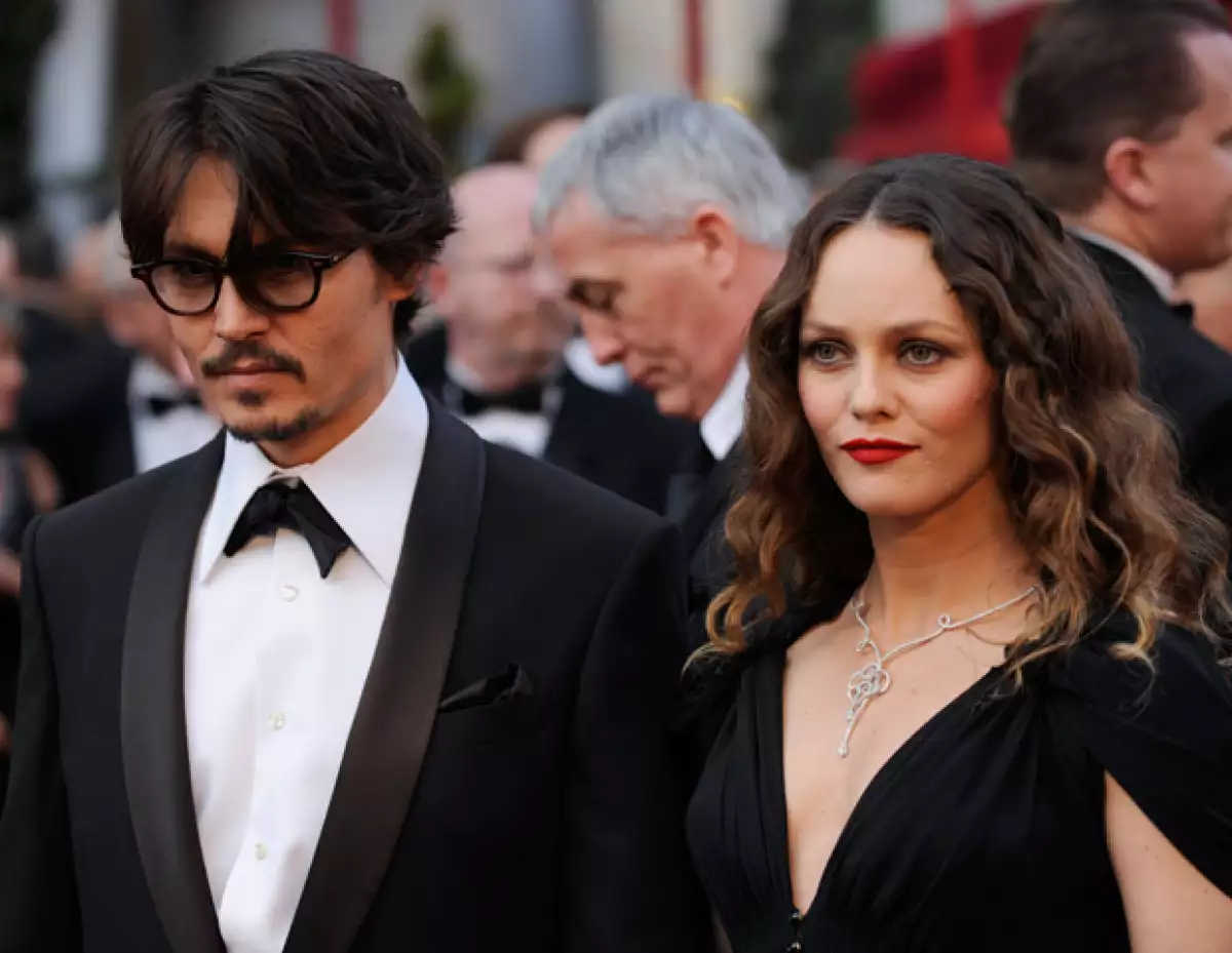 Luego de 14 años de matrimonio,el representante del actor confirmó la ruptura de la famosa pareja de Hollywood.