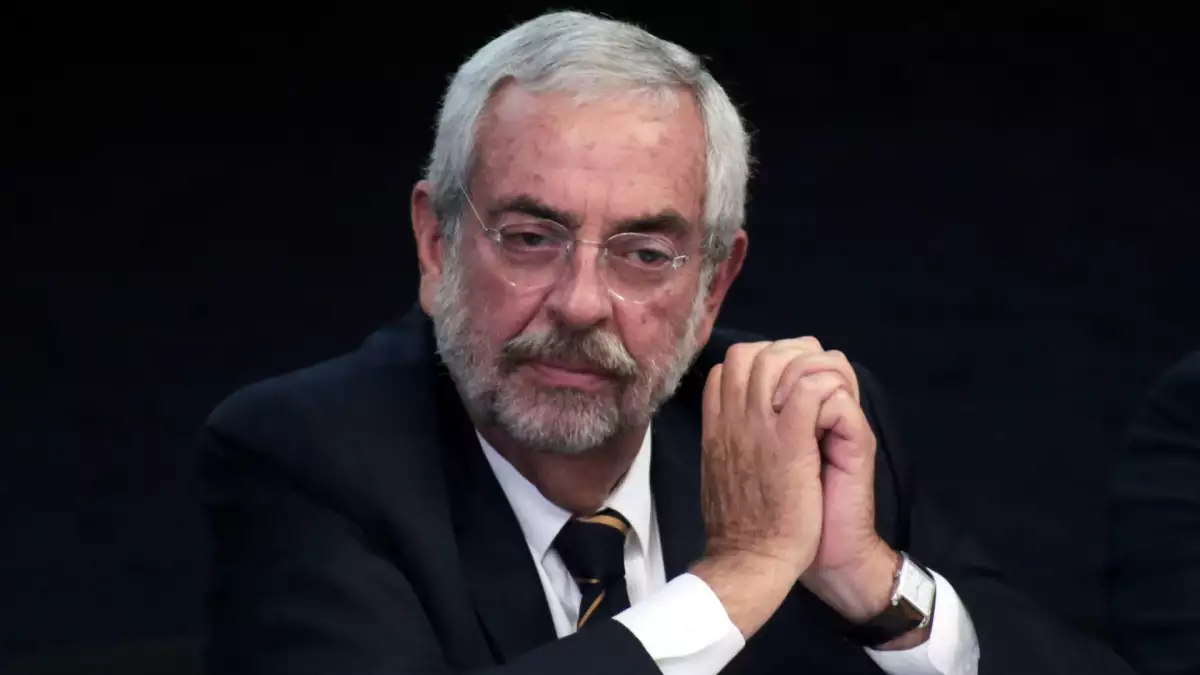 Enrique Graue sobre Yasmin Esquivel