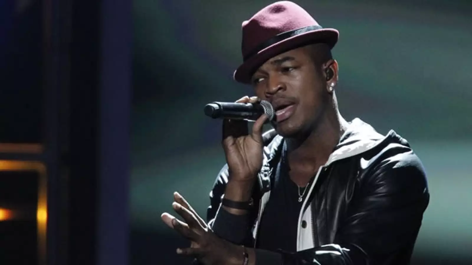 Artistas se presentan en las nominaciones a los Grammy