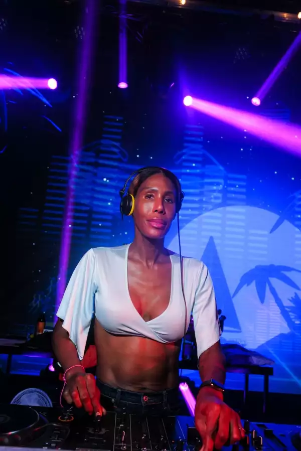 Honey Dijon DJ y productora estadounidense