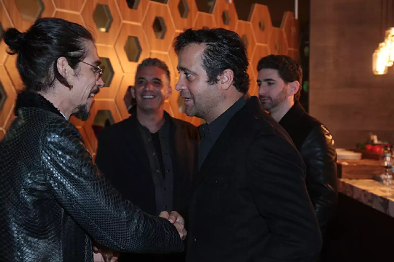 Oscar Jaenada,Roberto Slim