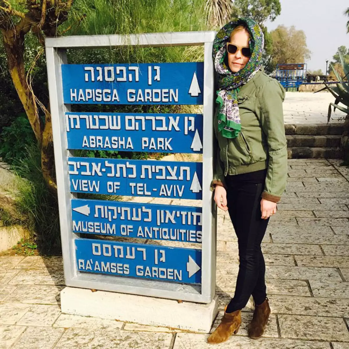 Chelsea tuvo que elegir entre ser mormona y judía, ya que sus padres practicaban distintas creencias.