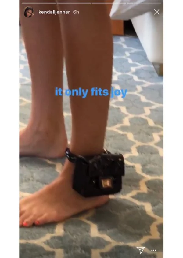 kendall-jenner-ankle-bag