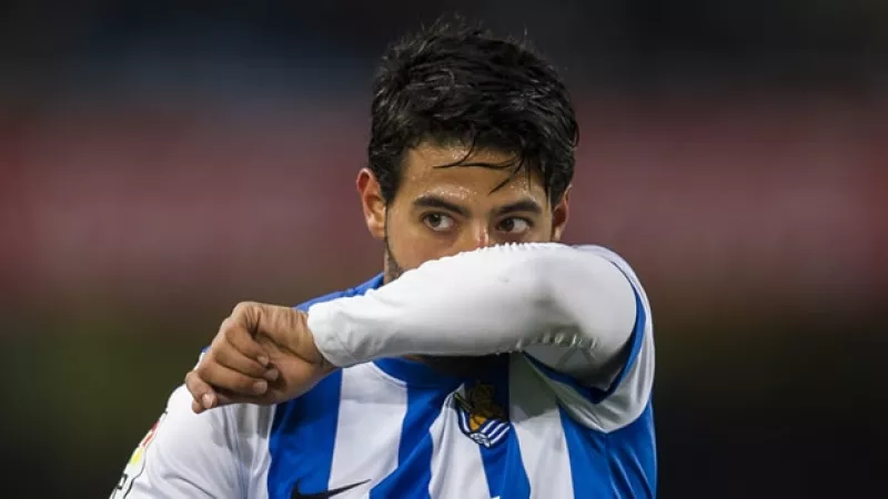 Carlos Vela en juego con la Real Sociedad