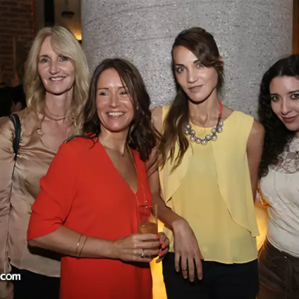 Sonia Irvine, Fflur Roberts, Raquel Azpiri y Christine Parceriza
