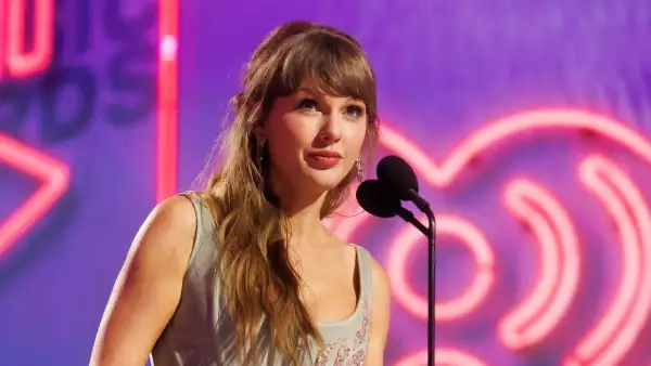 taylor-swift-registar-su-voz.jpg
