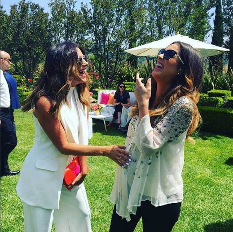 Y Jacky no dejó de reírse junto a Gaby.