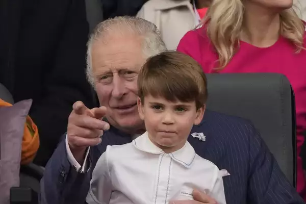 El tierno gesto del príncipe Louis tras la muerte de la Reina Isabel II