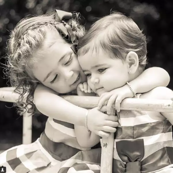 A Martin Fuentes lo felicitó Jacky con la foto de sus dos