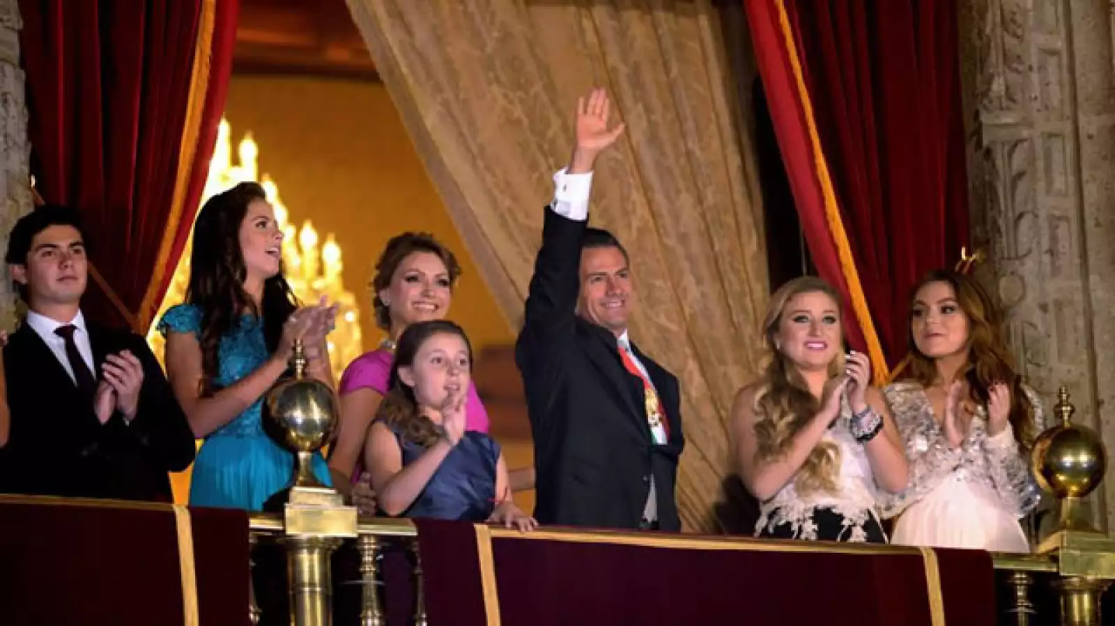 Alejandro Peña, Nicole Peña, Regina Castro, Angélica Rivera, Enrique Peña, Fernanda Castro y Sofía Castro.