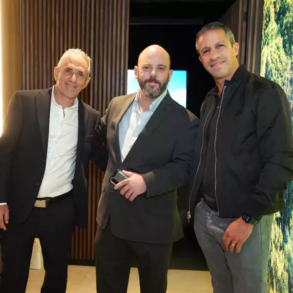 Abraham Djamus, Gerardo Vértiz y Tofi Jrade