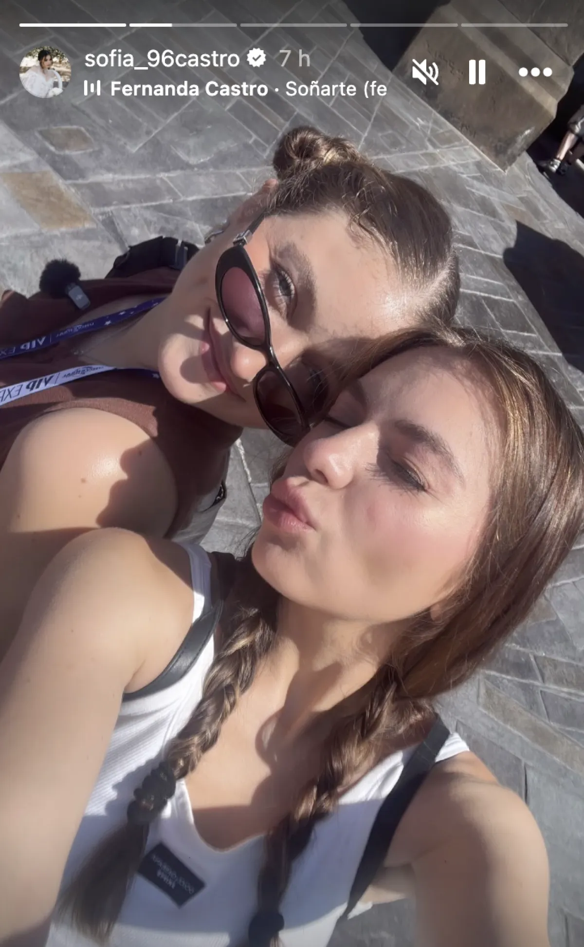sofia-castro-hermana.png