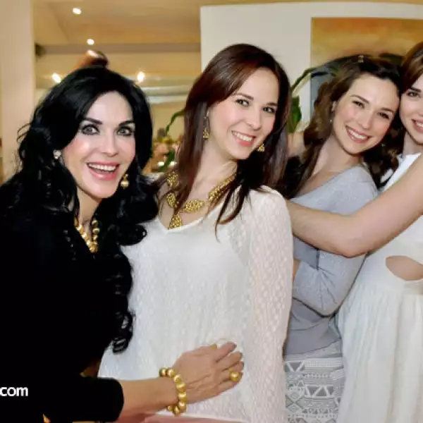 Martha de Ruíz, Martha Ruíz, Charito Ruíz de D´Alessio y Priscila Ruíz