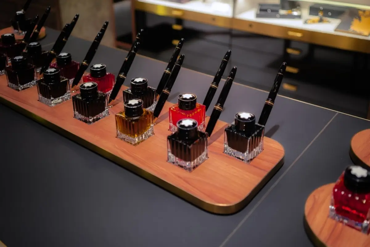 montblanc-ink-bar_1.jpg