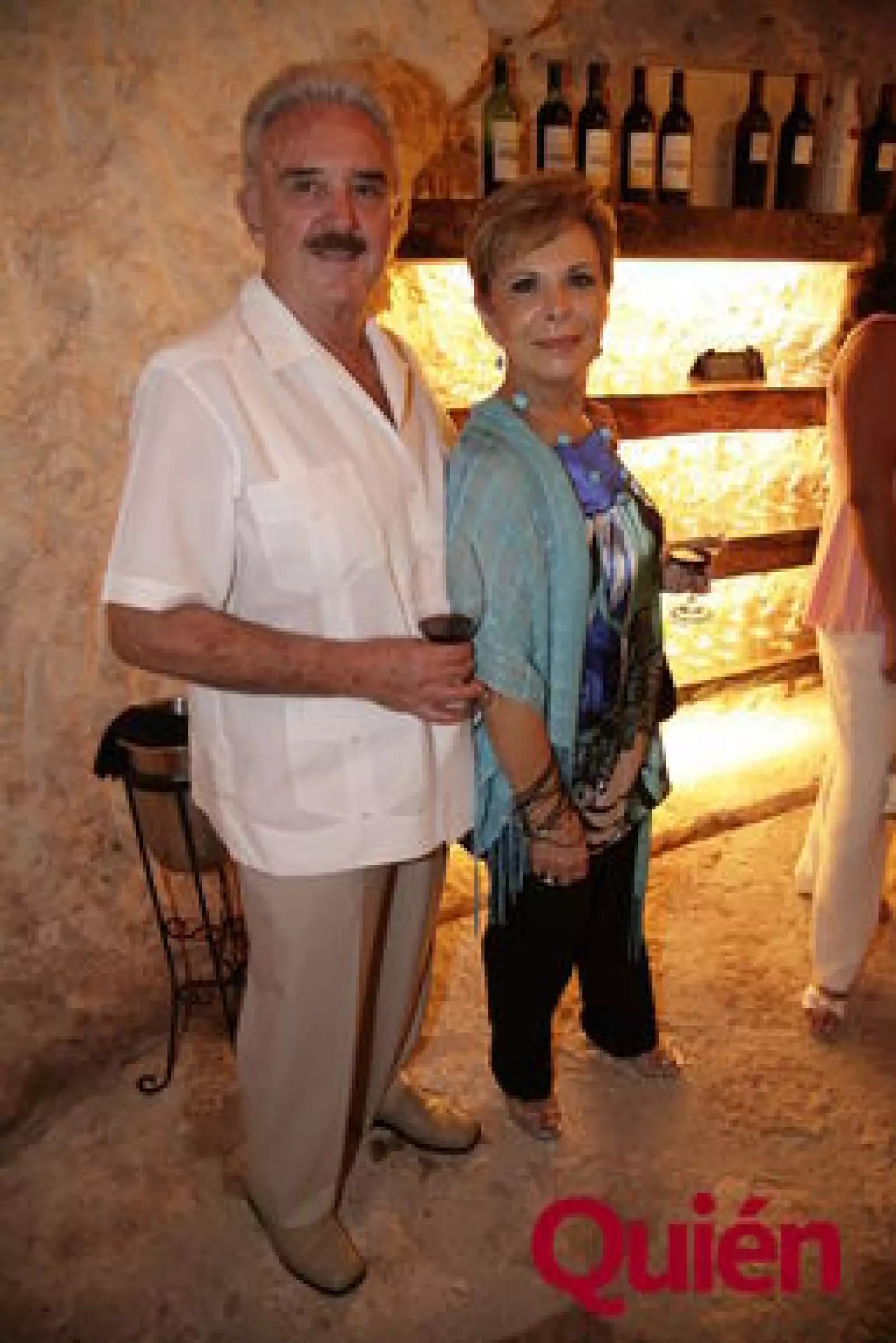 Luis Novelo, Ana María Irabien de Novelo