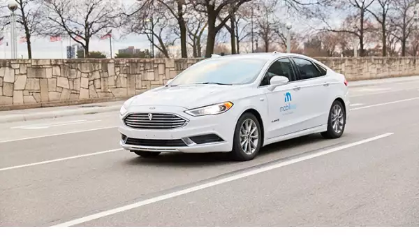 A self-driving vehicle from Mobileye's autonomous test fleet nav