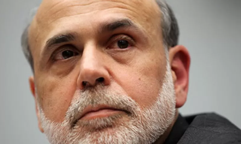 Ben Bernanke, presidente de la Fed, enfrentará el dilema de estimular la economía ante el desempleo, la inflación y la baja expansión del país. (Foto tomada de CNNMoney)