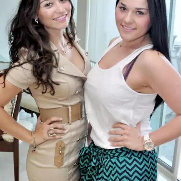 Ana Karen Martínez y Catalina Montemayor
