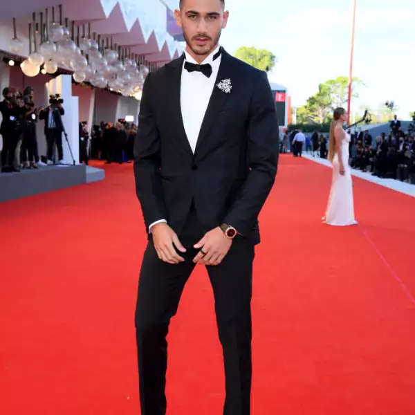 "Lacci" Red Carpet And Opening Ceremony Red Carpet Arrivals - The 77th Venice Film Festival
