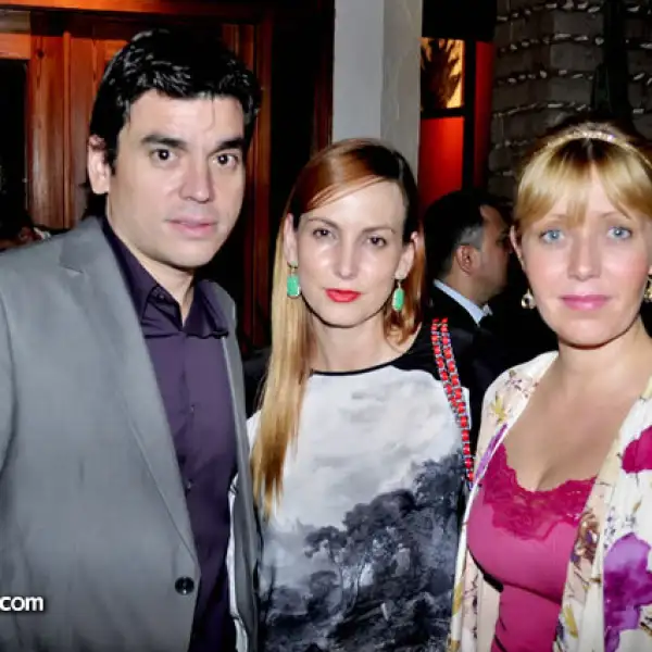 Arturo Moyeda, Mónica de Moyeda y Claudia Tapia Castelo
