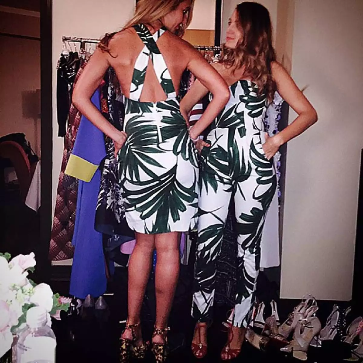 Este mismo diseño lo usó durante la promoción de la cinta The Age of Adaline.