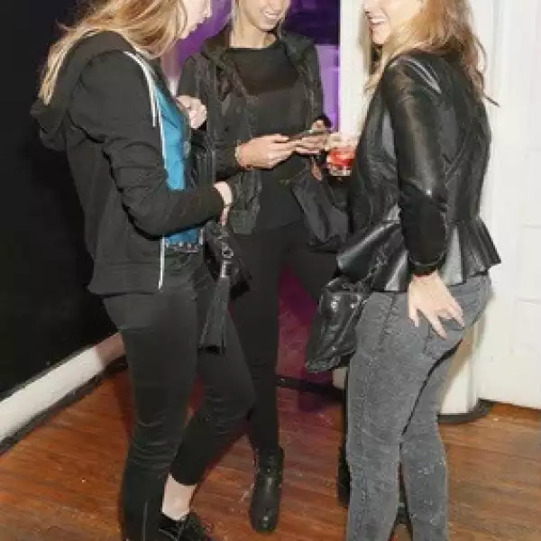 Elisa de la Fuente,Regina Casas y Paulina García